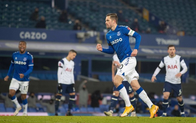 员都承载着 员都承载着