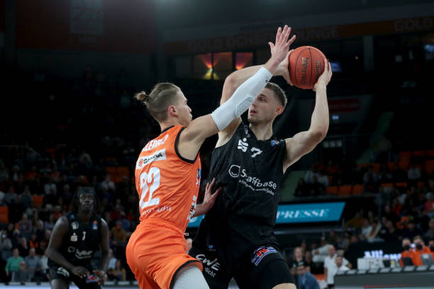 上蓄势代发 上蓄势代发